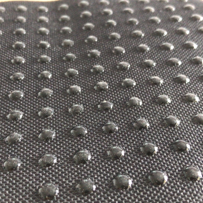 SILICONE IN BÓNG TRONG 